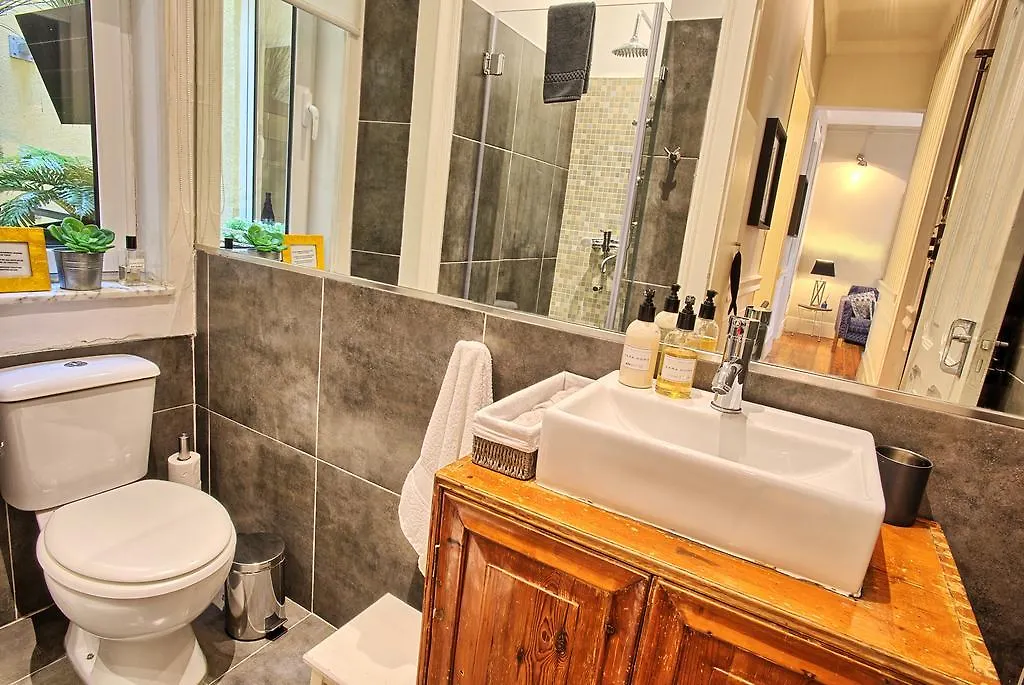 Home4U Lissabon Appartement